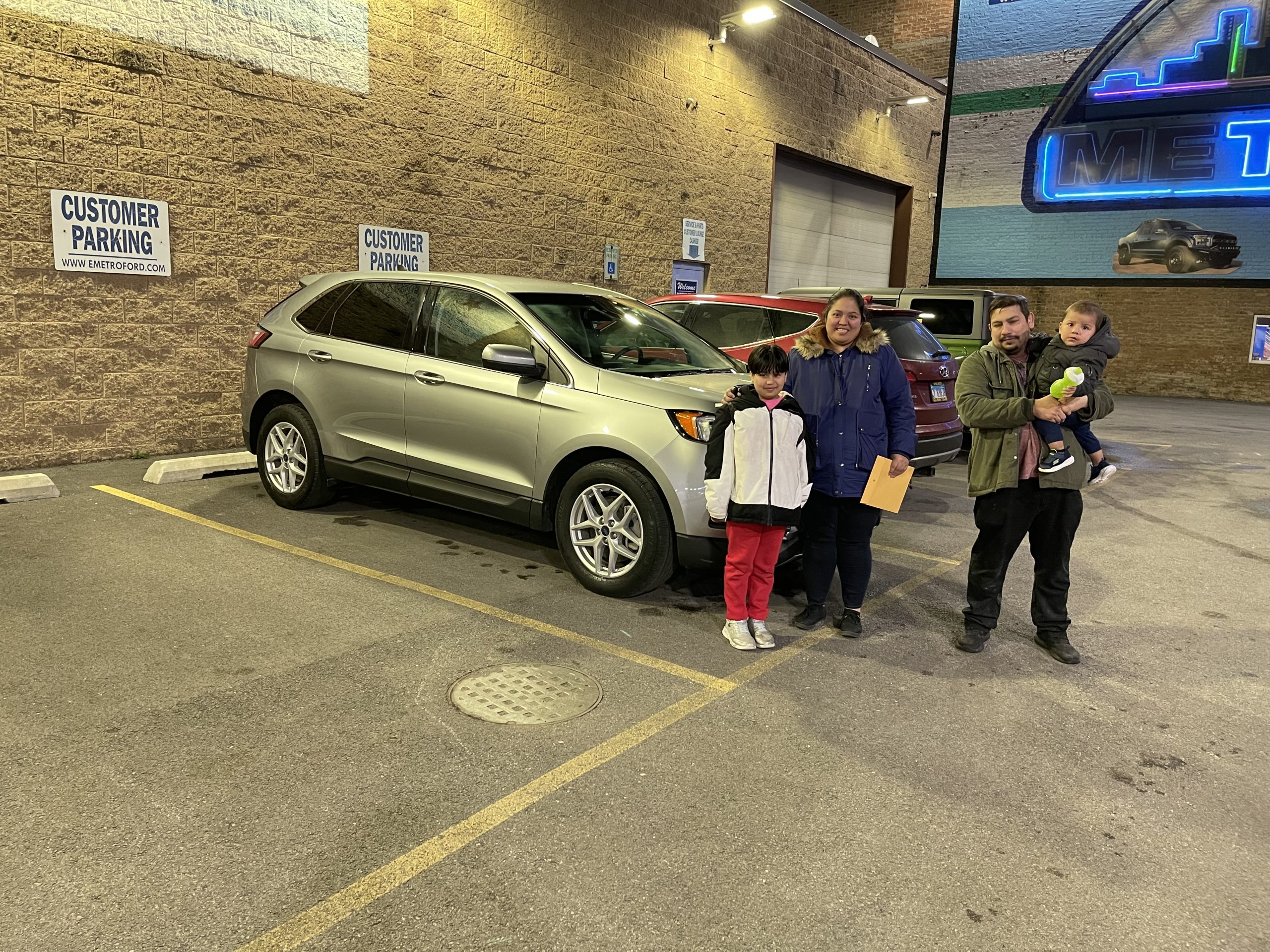 2021 Ford Edge Metro Ford